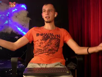 Cam4 Live Sex Cam of AxelMassimo