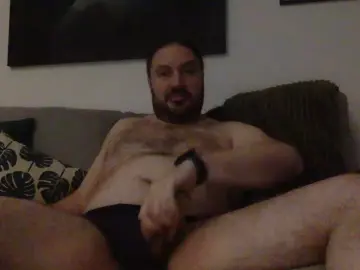Cam4 Free Live Porn of ItalianBear88