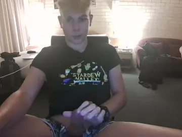 Cam4 Live Sex Cam of MichaelTwinkBoy