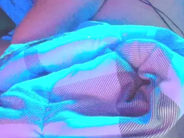 Cam4 Adult Webcam of lickalotofpuss4