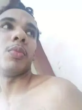 Cam4 Sex Cam of luhn_sexy