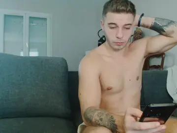 Cam4 Live Porn of Elka_fit28