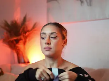 Cam4 Live Porn of AileenKiss