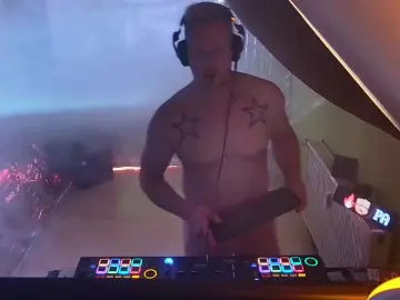 Cam4 Adult Webcam of Patrick_2025