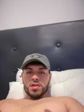 Cam4 Watch Live Sex Cams of Yourboycas