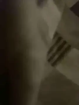 Cam4 Nude Webcam of baumstamm