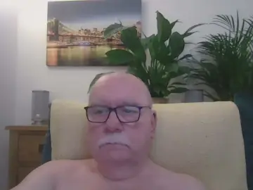 Cam4 Adult Webcam of carebear2022