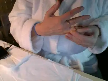 Cam4 Adult Video Chat of Luciema