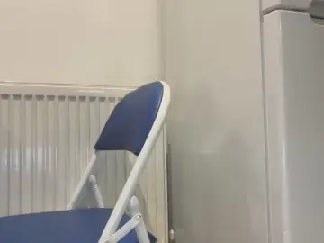 Cam4 Live Porn of short_and_cute