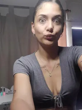 Cam4 Best Webcam of IndiraDelux