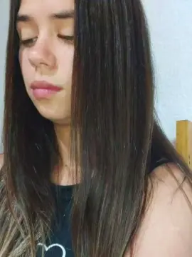 Cam4 Free Live Porn of MissMia99