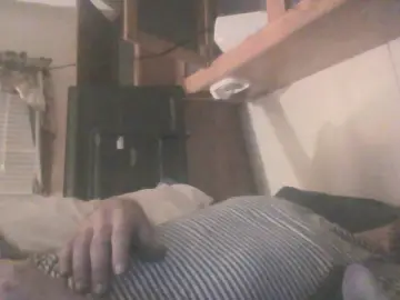 Cam4 Live Porn of Littleguy25