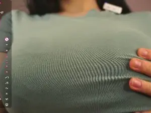 Cam4 Sex Chat of LaineGopin