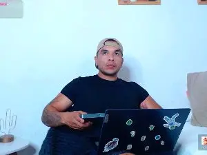 Cam4 Watch Live Sex Cams of estevanlouise