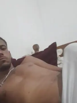 Cam4 Free Porn Cam of Lctrem33