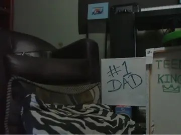 Cam4 Free Porn Cam of Number1dad_