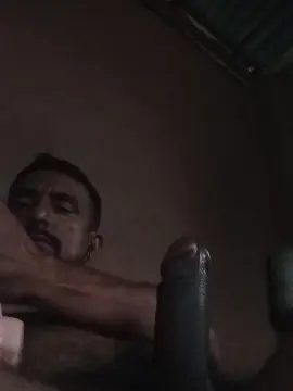 Cam4 Live Sex of Pollagrande81