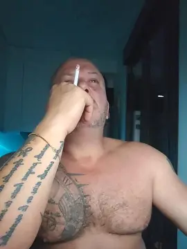 Cam4 Free Live Porn of misteralexxx