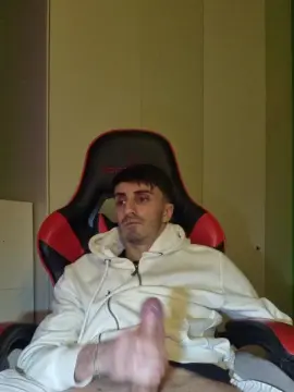 Cam4 Live Porn of BOSSBULLY