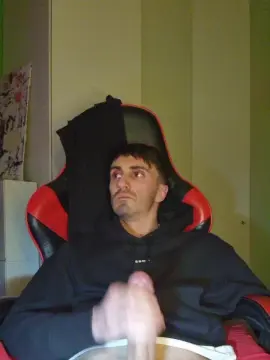 Cam4 Private Sex Chat of BOSSBULLY