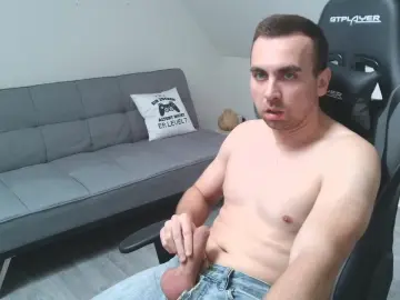 Cam4 Free Live Porn of Jeansjunge96