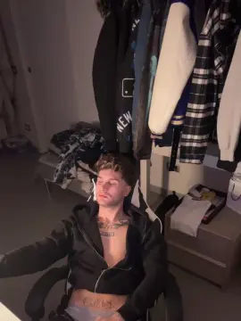 Cam4 Free Porn Cam of Plewus99