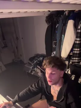 Cam4 Best live sex cam show of Plewus99