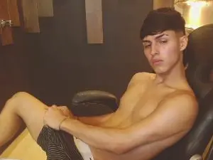 Cam4 Sex Cam of Ethan_Jamees