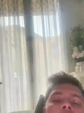 Cam4 Live Sex Cam of Silvzrhaaze