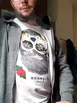 Cam4 Watch Live Sex Cams of Cris89_real