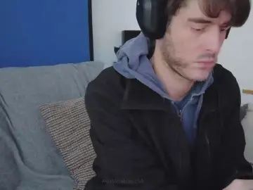 Cam4 Live Porn of AlexMeadows