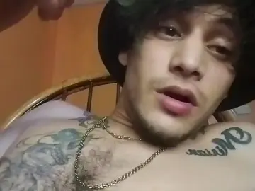 Cam4 Live Sex of Axel_sex69