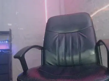 Cam4 Watch Live Sex Cams of peneenorme83