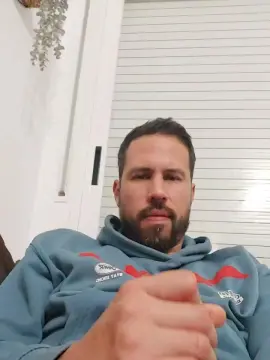 Cam4 Live Porn of Landry84