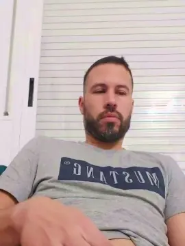 Cam4 Free Live Porn of Landry84