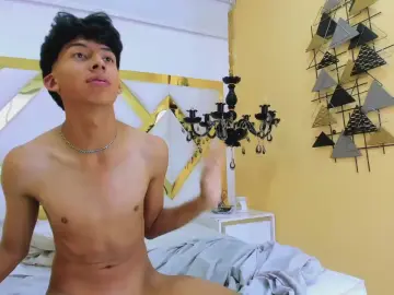 Cam4 Adult Webcam of Valentino_Lux