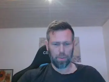 Cam4 Free Live Porn of gottalop1