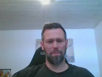 Cam4 Live Porn of gottalop1