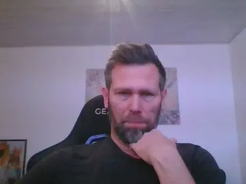 Cam4 Live Porn of gottalop1