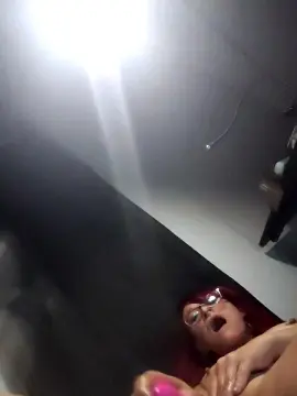 Cam4 Nude Webcam of Foxy5569