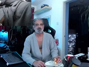 Cam4 Free Live Porn of OnlineBossUK