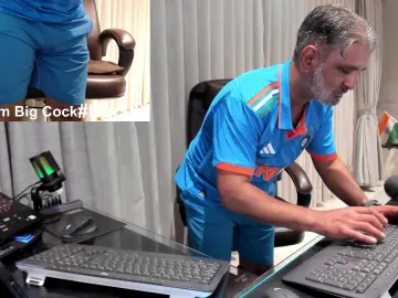 Cam4 Nude Webcam of OnlineBossUK