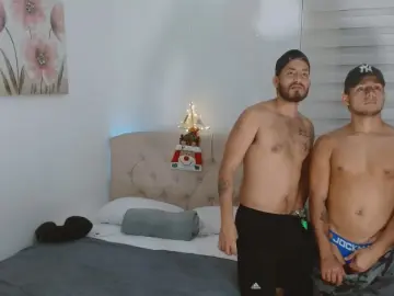 Cam4 Private Sex Chat of Elchino22xxl