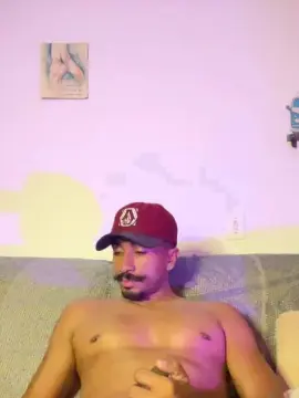 Cam4 Free Live Porn of Everton2123