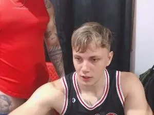 Cam4 Live Sex of ABRAHAM_ALLISON