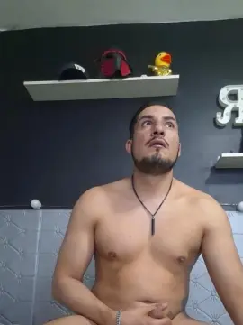 Cam4 Private Sex Chat of Isain3