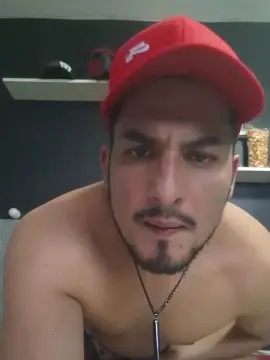 Cam4 Free Live Porn of Isain3