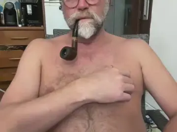 Cam4 Free Porn Cam of bttm4older1