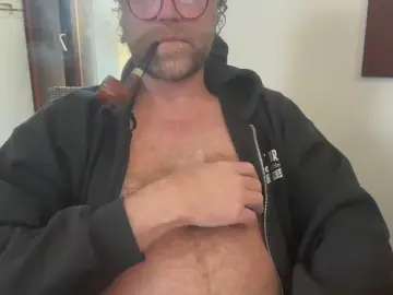 Cam4 Watch Live Sex Cams of bttm4older1