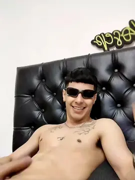 Cam4 Adult Webcams of chulodelghetto1